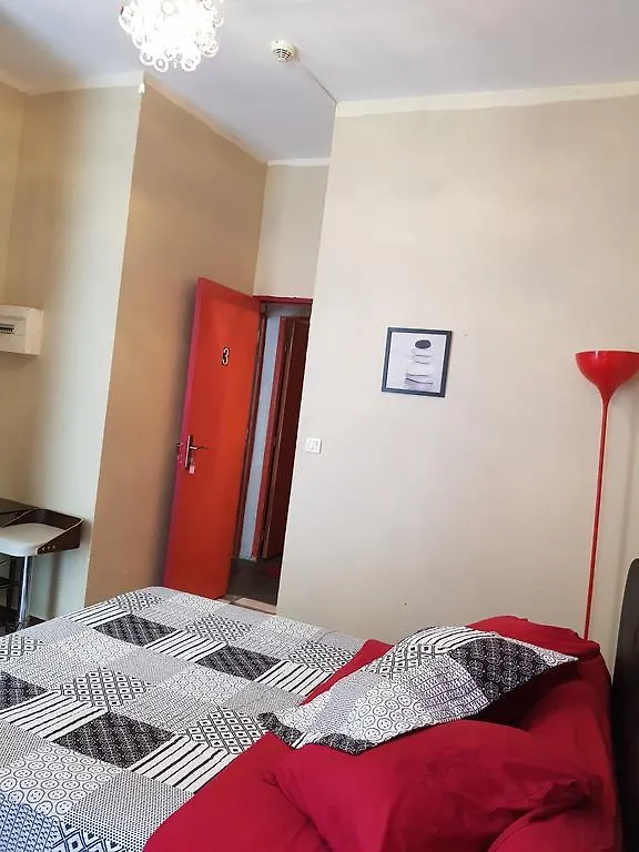 Hotel Des Allees Марсель