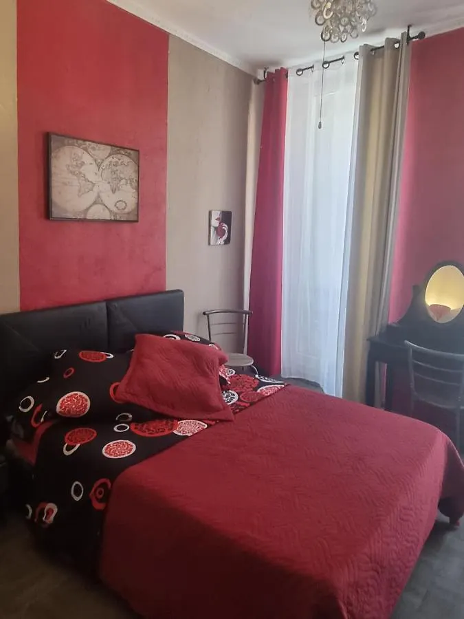 *** Hotel Hôtel des allées Marselha França