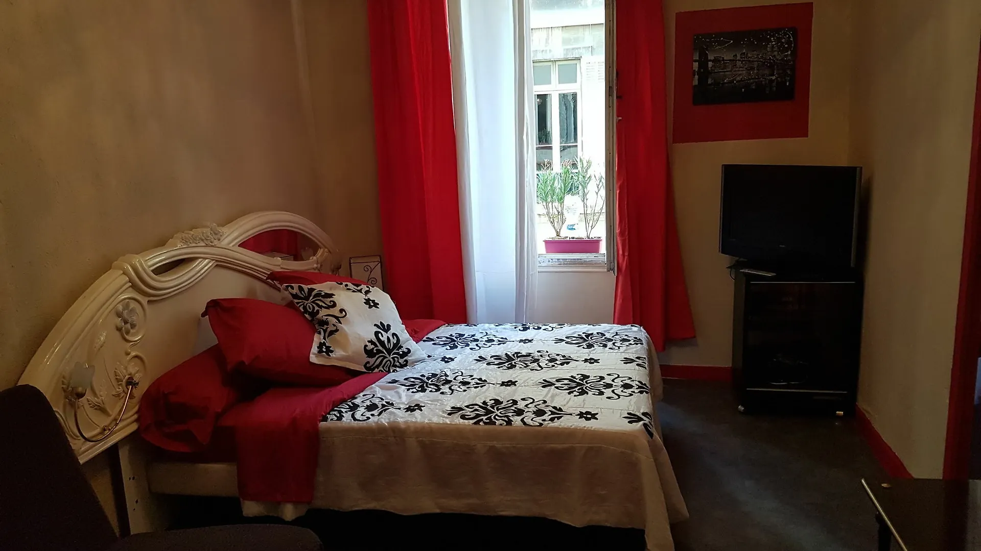Hotel Des Allees Marseille France