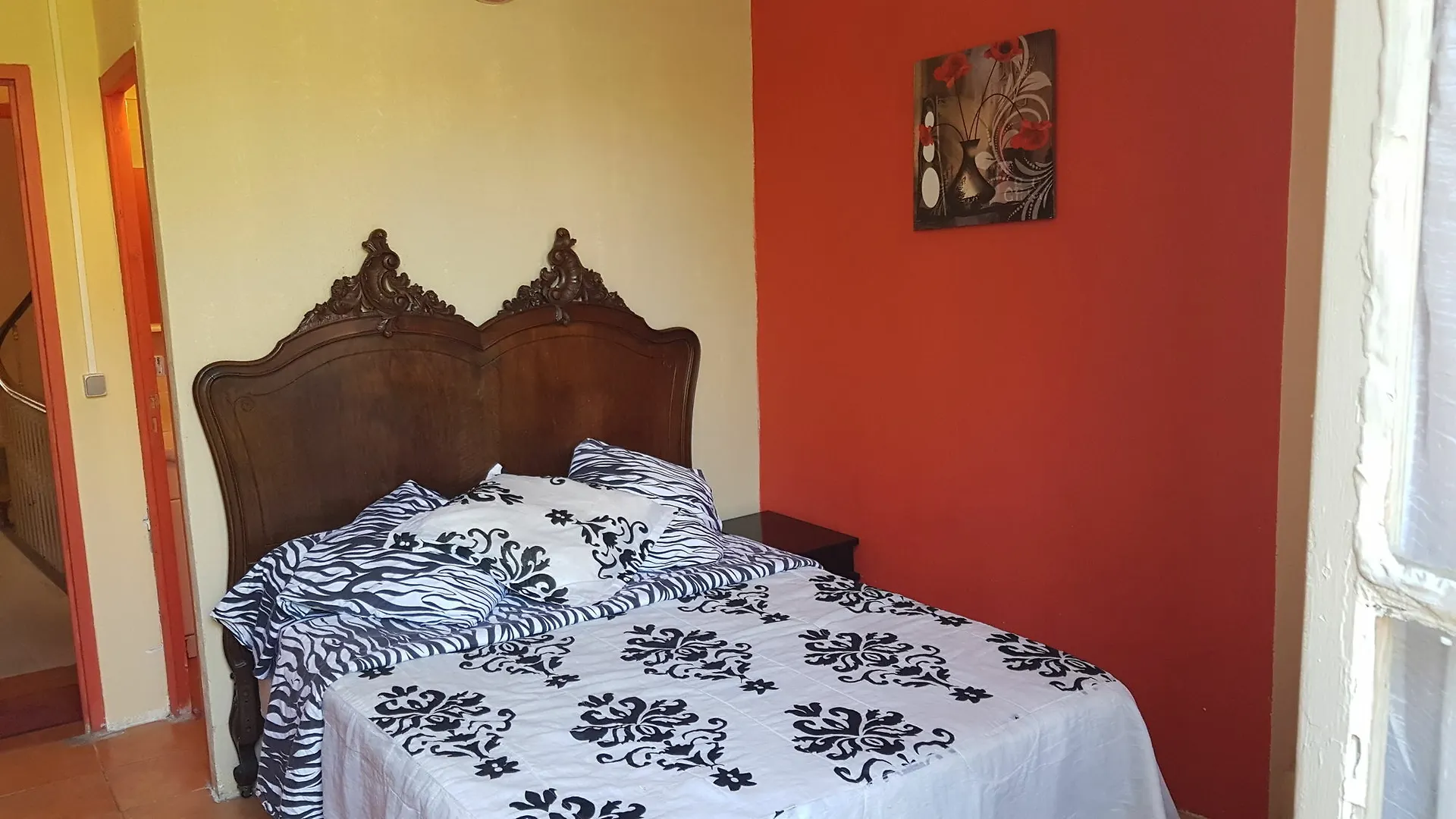Hotel Des Allees Marseille 3*,